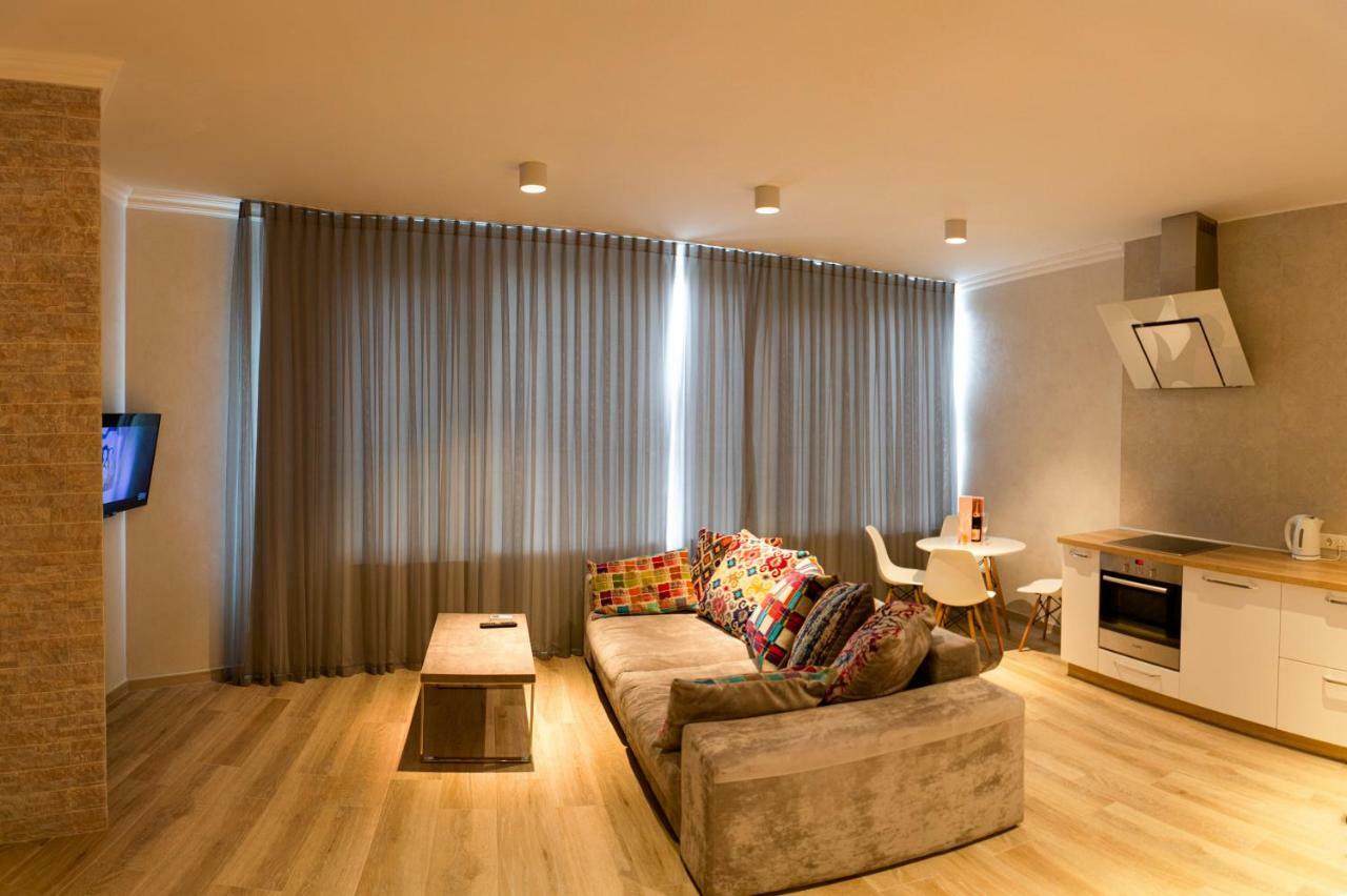 Apartments On Henuezskaya 5 Odessa Zewnętrze zdjęcie