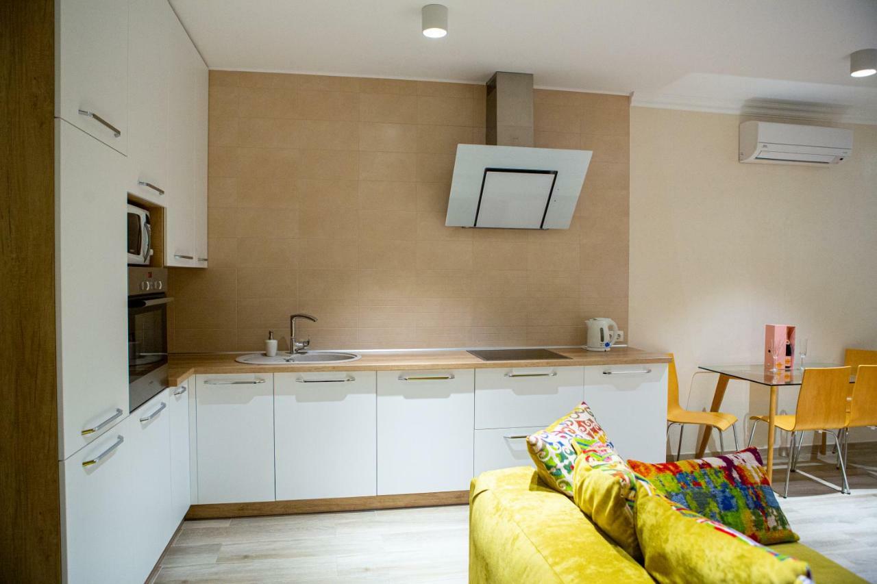 Apartments On Henuezskaya 5 Odessa Zewnętrze zdjęcie